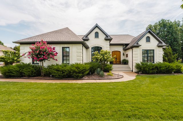 107 Meadowlake Dr, Gallatin, TN 37066