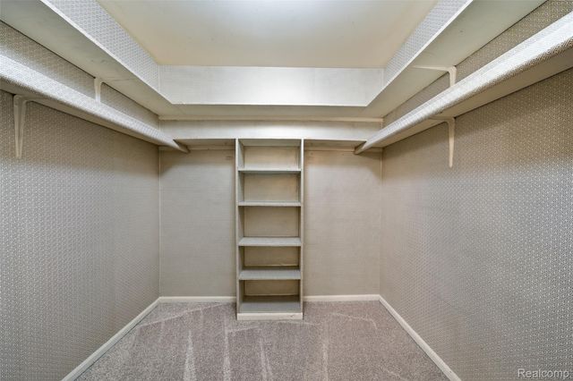 19710 13 Mile Road 107, Beverly Hills Village, MI 48025