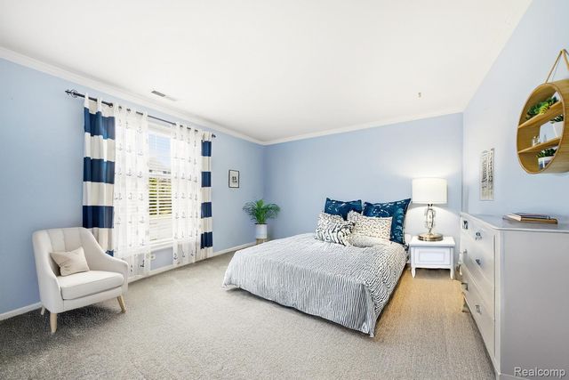 19710 13 Mile Road 107, Beverly Hills Village, MI 48025