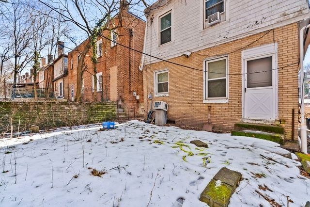 435 Bausman St, Knoxville, PA 15210