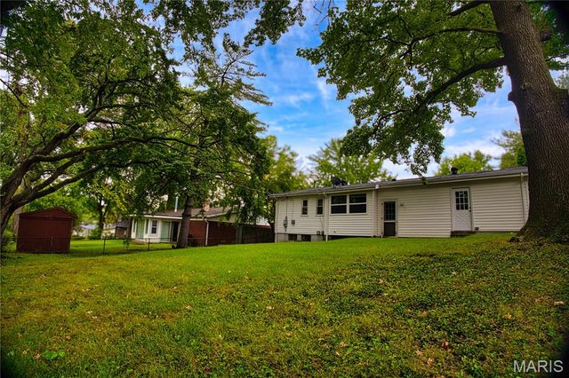 3535 Brookstone Drive, Florissant, MO 63033