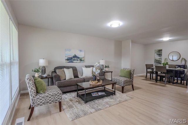 3535 Brookstone Drive, Florissant, MO 63033