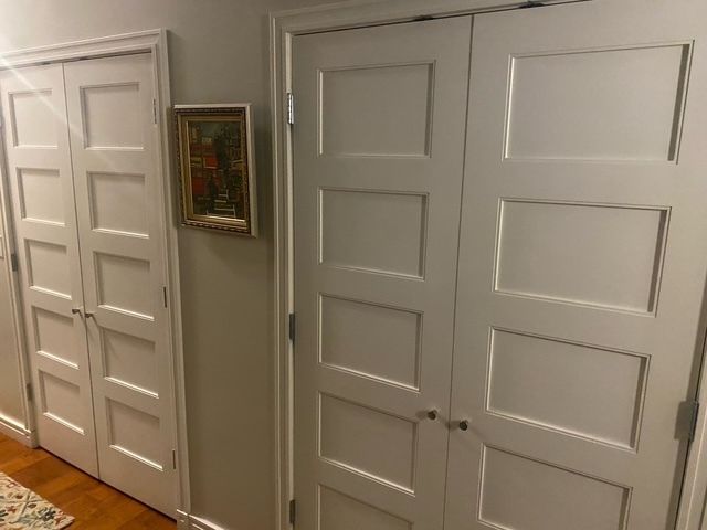 212 N Center Street 205, Bloomington, IL 61701