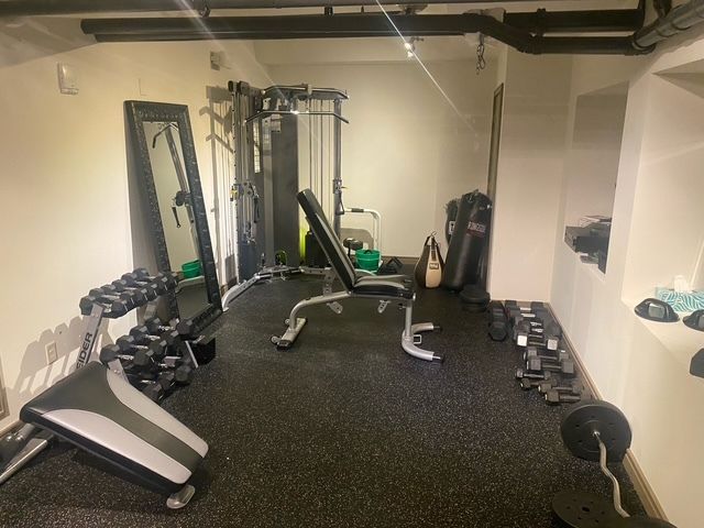 212 N Center Street 205, Bloomington, IL 61701