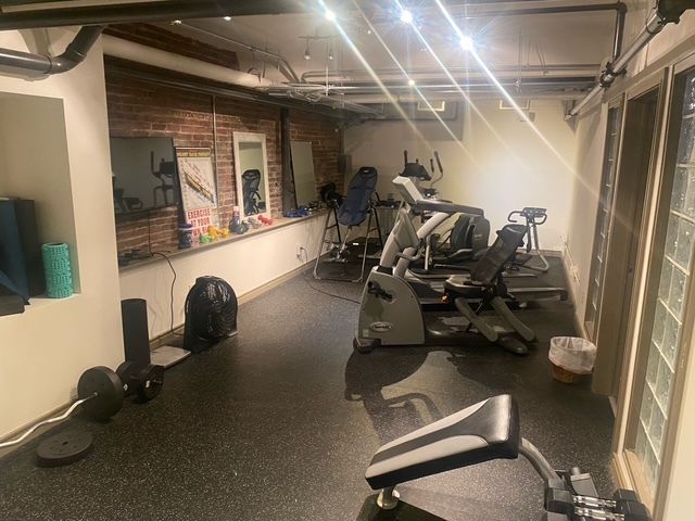 212 N Center Street 205, Bloomington, IL 61701