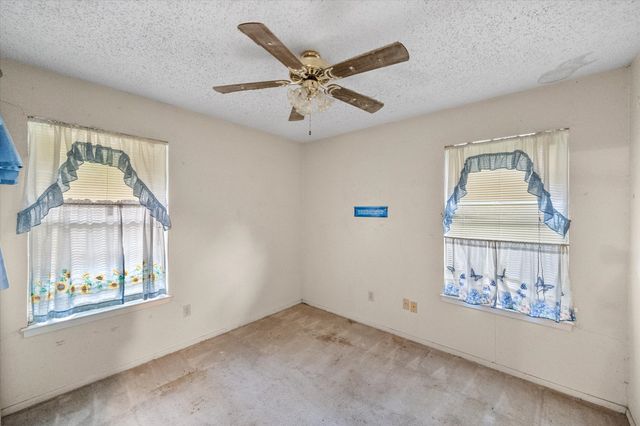 2305 Gilbert Circle, Arlington, TX 76010