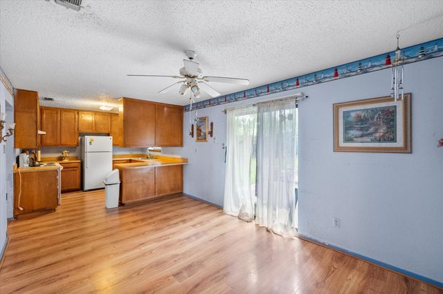 2305 Gilbert Circle, Arlington, TX 76010