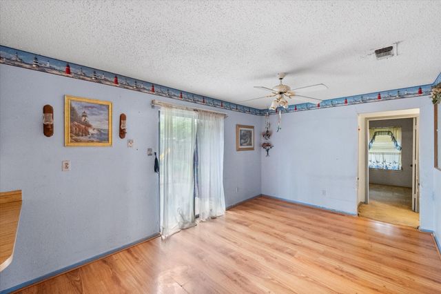 2305 Gilbert Circle, Arlington, TX 76010