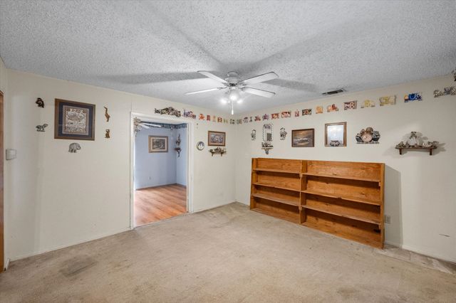 2305 Gilbert Circle, Arlington, TX 76010