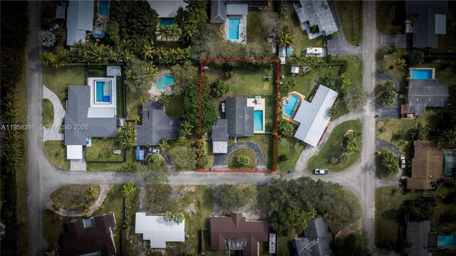 12415 SW 93rd Ct, Miami, FL 33176