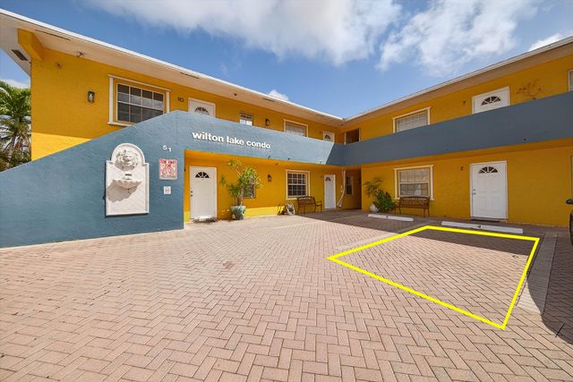 51 NE 24th Street 4, Wilton Manors, FL 33305