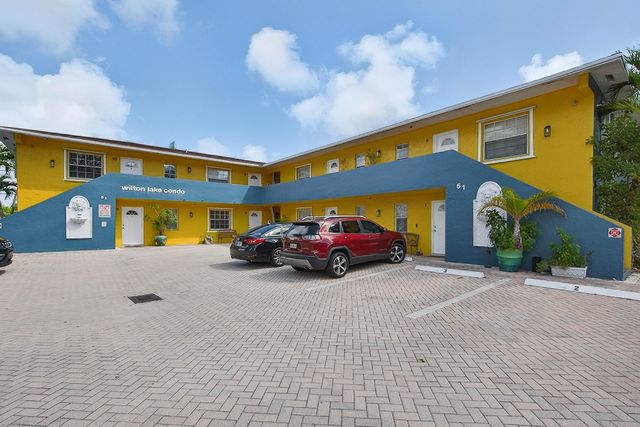 51 NE 24th Street 4, Wilton Manors, FL 33305