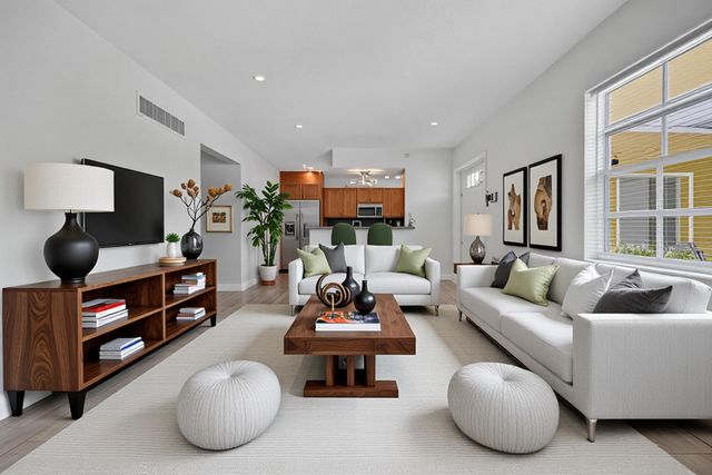 51 NE 24th Street 4, Wilton Manors, FL 33305