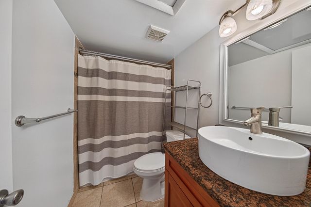 51 NE 24th Street 4, Wilton Manors, FL 33305