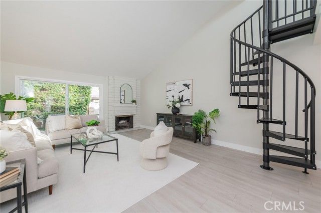 14 Gumwood, Irvine, CA 92612