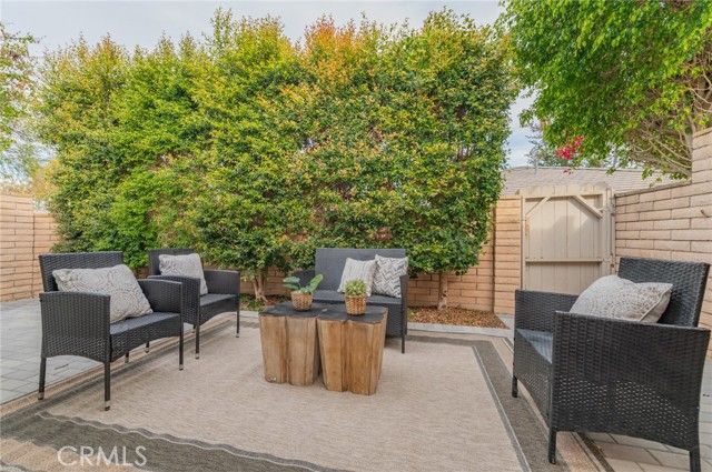 14 Gumwood, Irvine, CA 92612