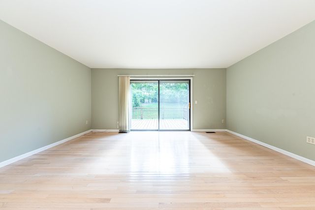 758 Greenhills Drive, Ann Arbor, MI 48105