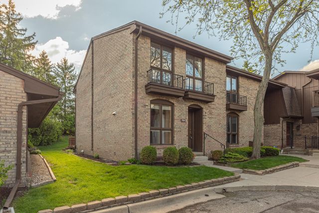758 Greenhills Drive, Ann Arbor, MI 48105