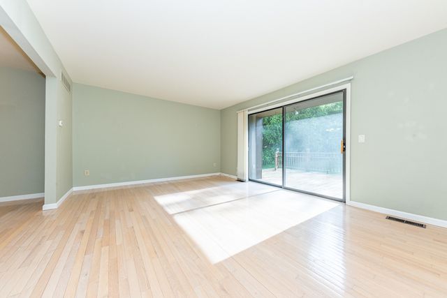 758 Greenhills Drive, Ann Arbor, MI 48105