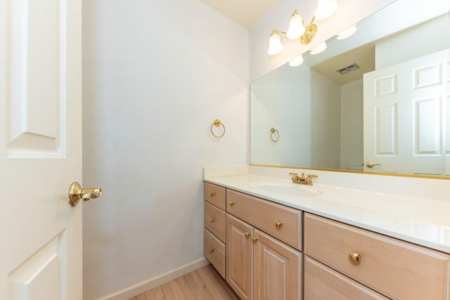 758 Greenhills Drive, Ann Arbor, MI 48105