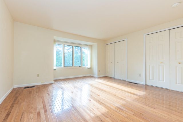 758 Greenhills Drive, Ann Arbor, MI 48105