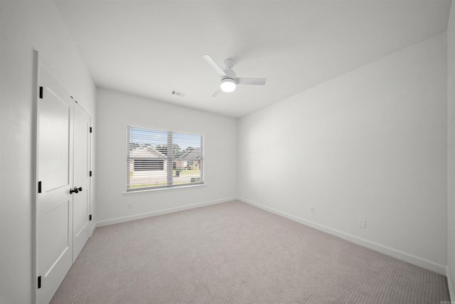 3871 Spencer Crossing Dr, Benton, AR 72019