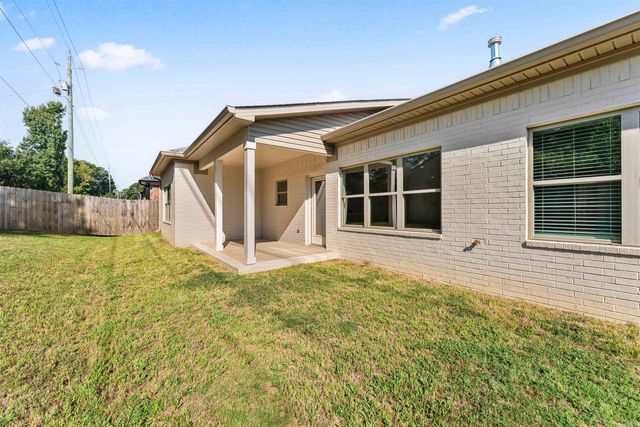 3871 Spencer Crossing Dr, Benton, AR 72019