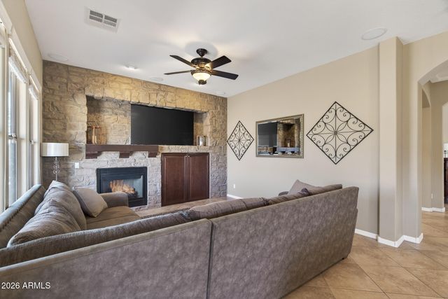 13700 W JESSE RED Drive, Peoria, AZ 85383