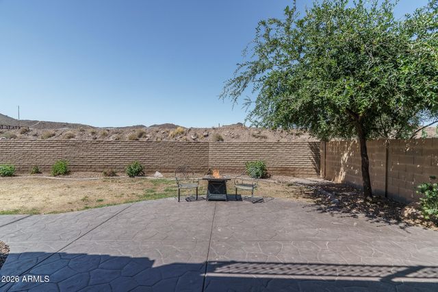 13700 W JESSE RED Drive, Peoria, AZ 85383