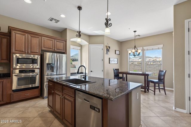 13700 W JESSE RED Drive, Peoria, AZ 85383
