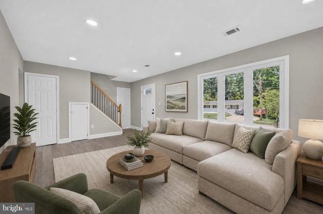 9309 KIMBARK AVE, Lanham, MD 20706