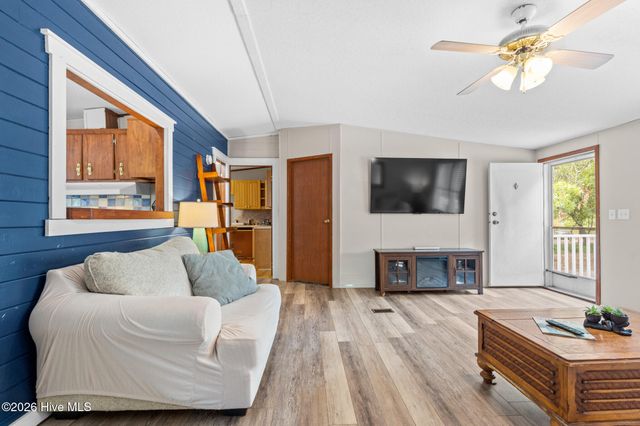 1319 Woodcrest Road, Southport, NC 28461