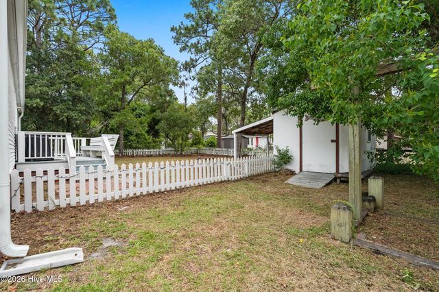 1319 Woodcrest Road, Southport, NC 28461
