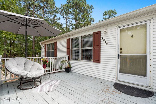 1319 Woodcrest Road, Southport, NC 28461