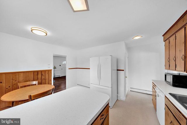 112 SEARCH AVE, Pennington, NJ 08534