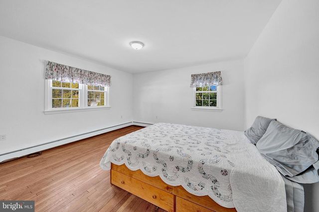 112 SEARCH AVE, Pennington, NJ 08534