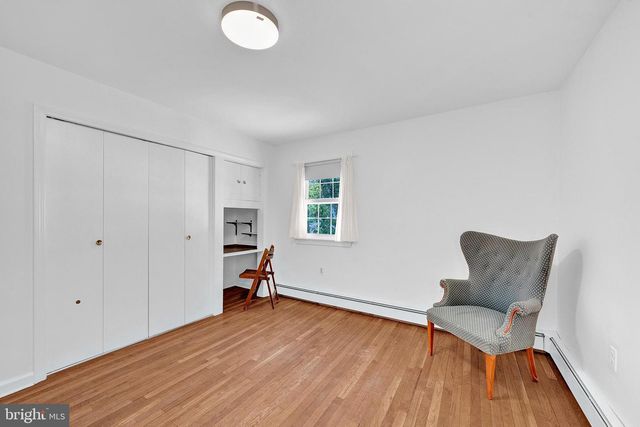 112 SEARCH AVE, Pennington, NJ 08534