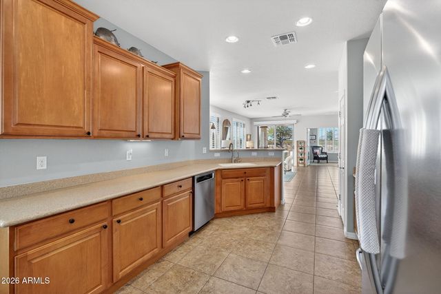 29848 N GECKO Trail, San Tan Valley, AZ 85143