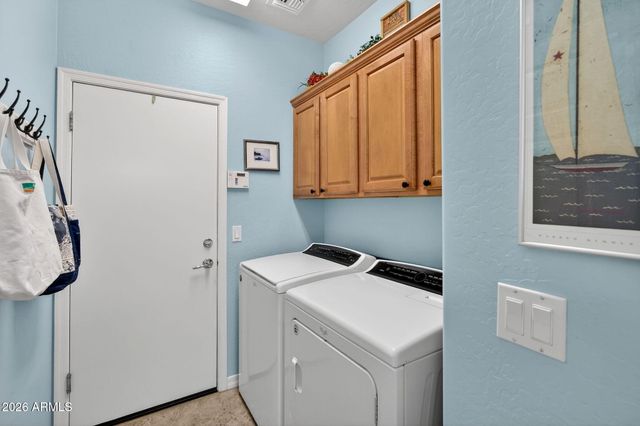 29848 N GECKO Trail, San Tan Valley, AZ 85143