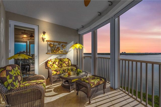 4137 Bay Beach LN 585, Fort Myers Beach, FL 33931