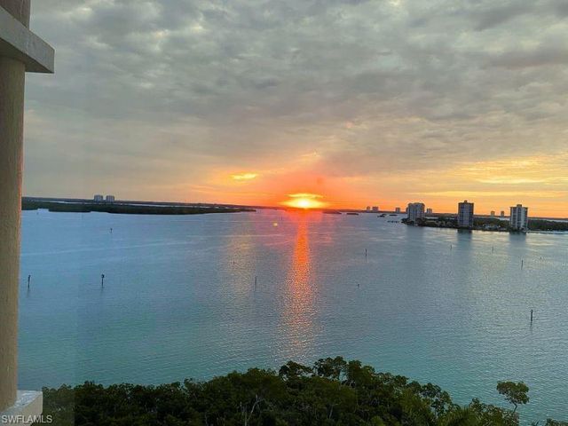 4137 Bay Beach LN 585, Fort Myers Beach, FL 33931