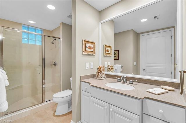 4137 Bay Beach LN 585, Fort Myers Beach, FL 33931