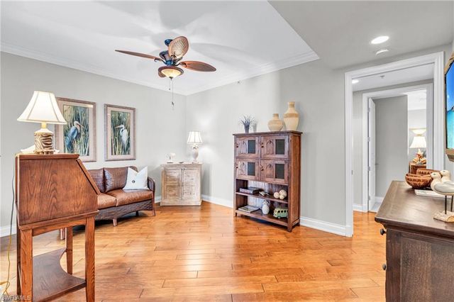 4137 Bay Beach LN 585, Fort Myers Beach, FL 33931