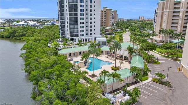 4137 Bay Beach LN 585, Fort Myers Beach, FL 33931