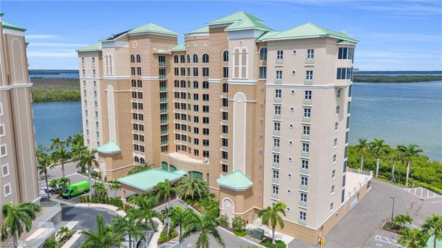 4137 Bay Beach LN 585, Fort Myers Beach, FL 33931