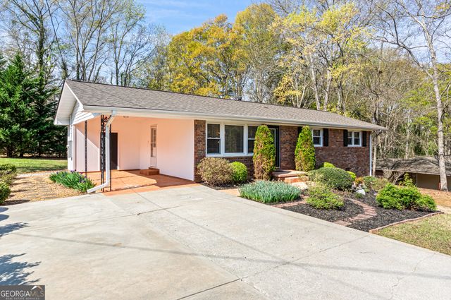 74 Briarwood Drive, Toccoa, GA 30577