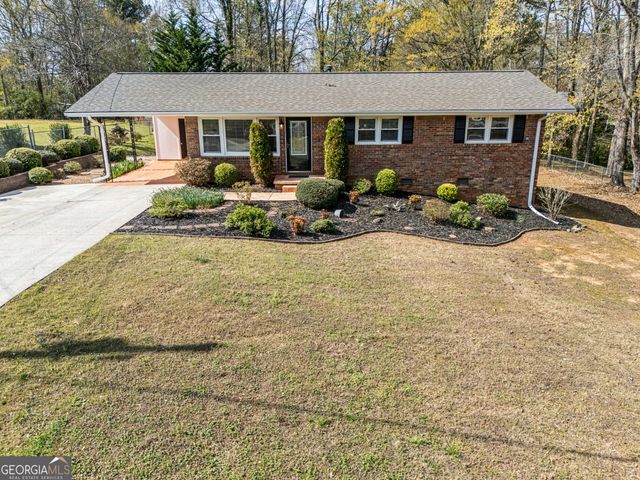 74 Briarwood Drive, Toccoa, GA 30577