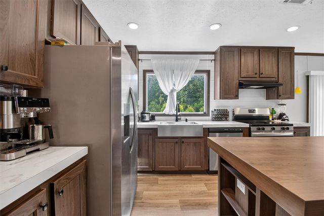 12576 Stablegate Drive, Conroe, TX 77306