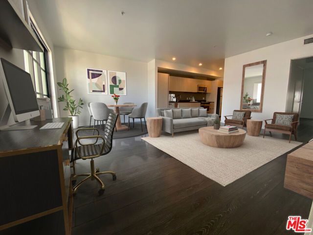 5800 Harold Way 319, Los Angeles, CA 90028