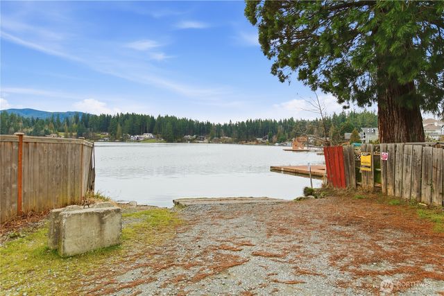 12120 S Clear Lake Road E, Eatonville, WA 98328